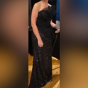 Ruffle Trim Sequin Formal Dress Mermaid Dress. Worn once to a Gala!